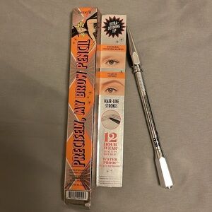 Benefit Eyebrow Pencil with Spoolie brush #3.5